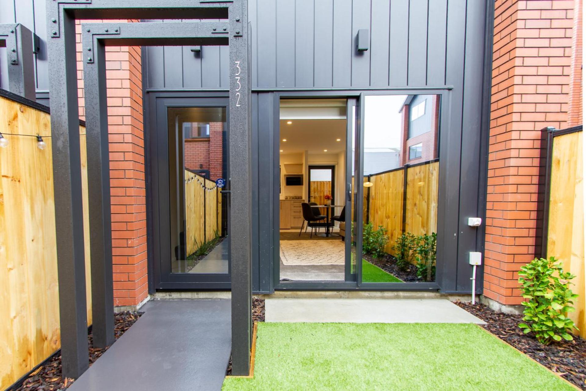 New Sophisticated City Pad Apartment Christchurch Exterior photo